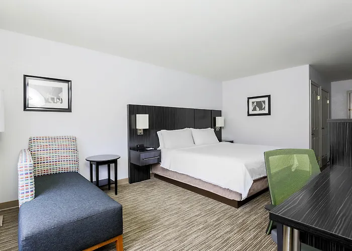 Holiday Inn Express Lancaster